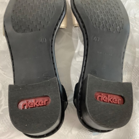 Reiker Like New Classy Sexy Sandals size 9 - Picture 8 of 9